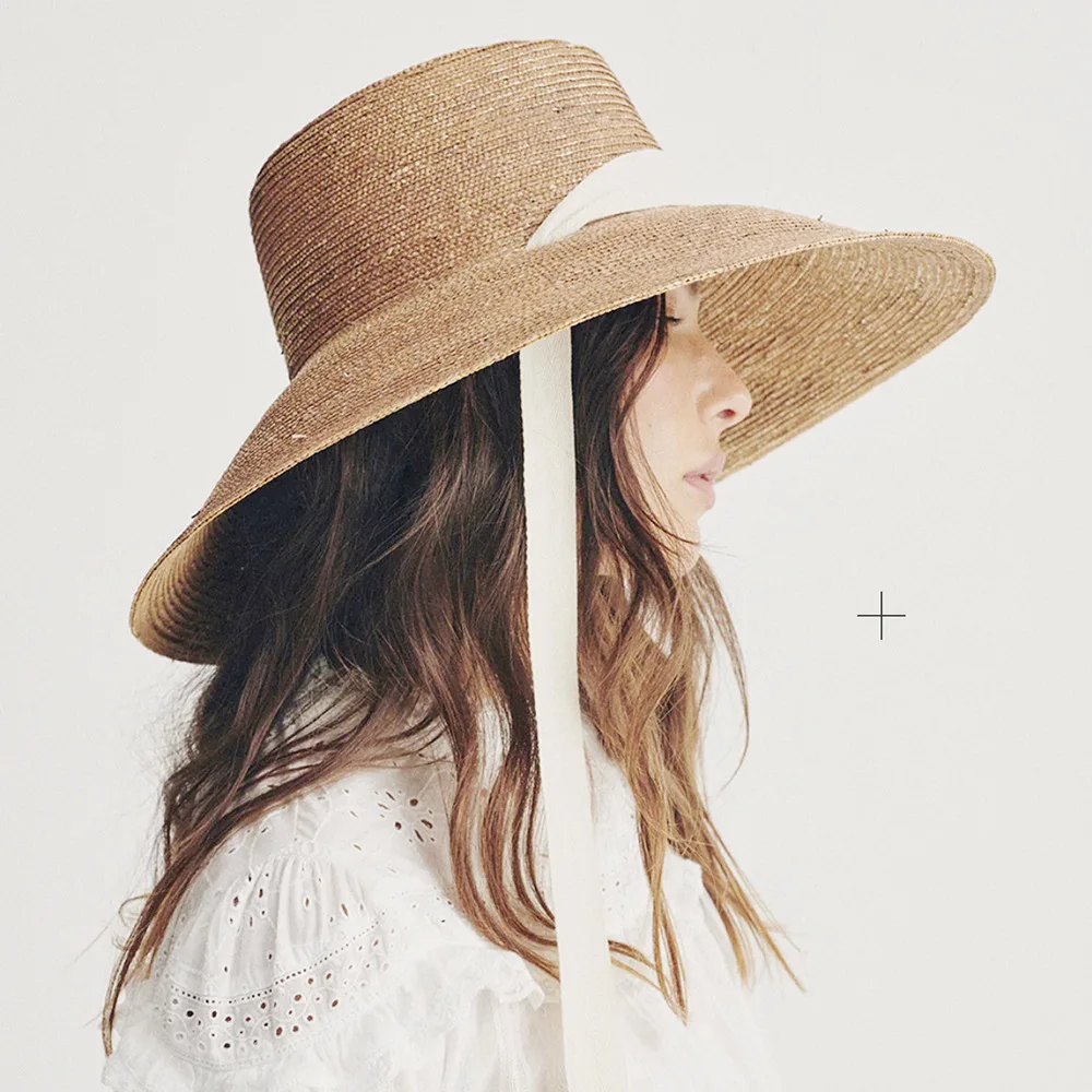2026 New Women Ribbon Extra Wide Brim Straw Hat UV Protection Beach Vacation Hat Summer Foldable Raffia Weave Sun Cap