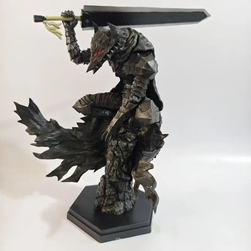 مجموعة تمثال Berserker Gus Armor L Battle Damage Statue - لعبة شخصيات الحركة القابلة للجمع للجماهير
