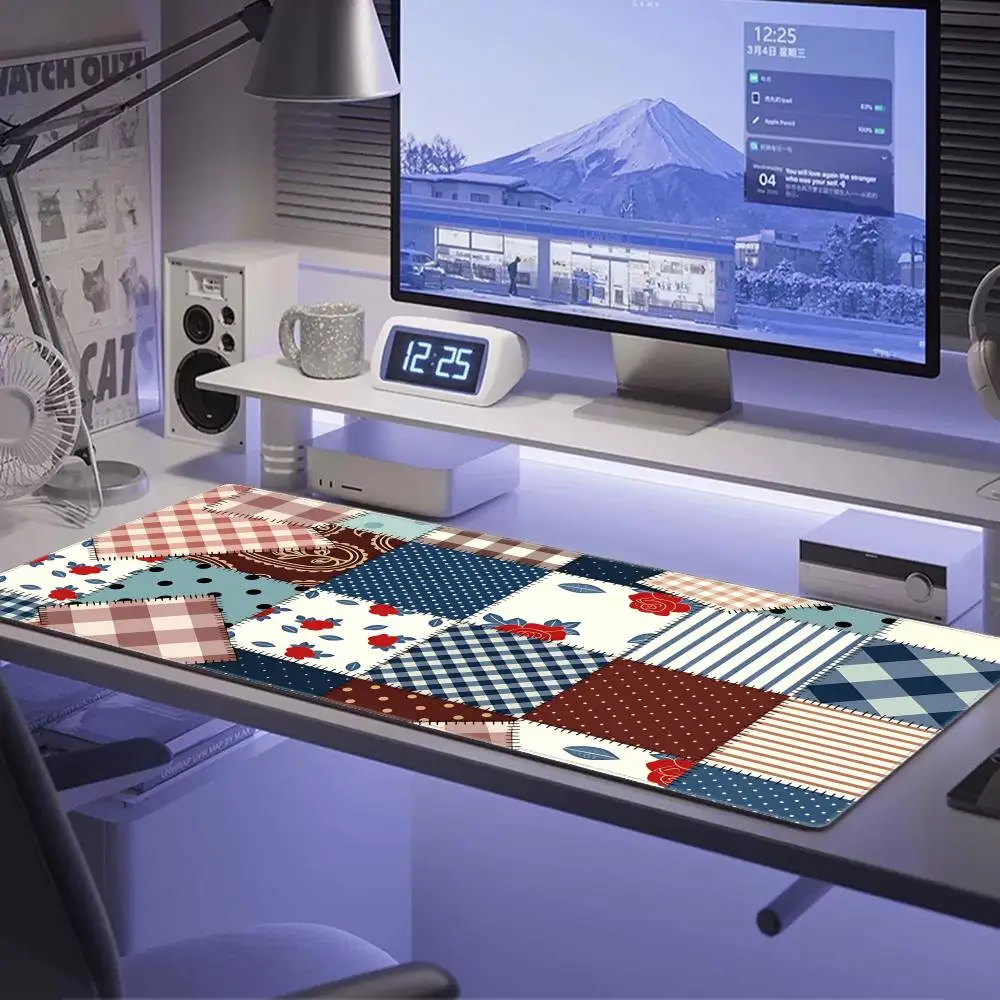 HYBXAXC Vintage Patchwork Desk Mat, Large Gaming Mouse Pad