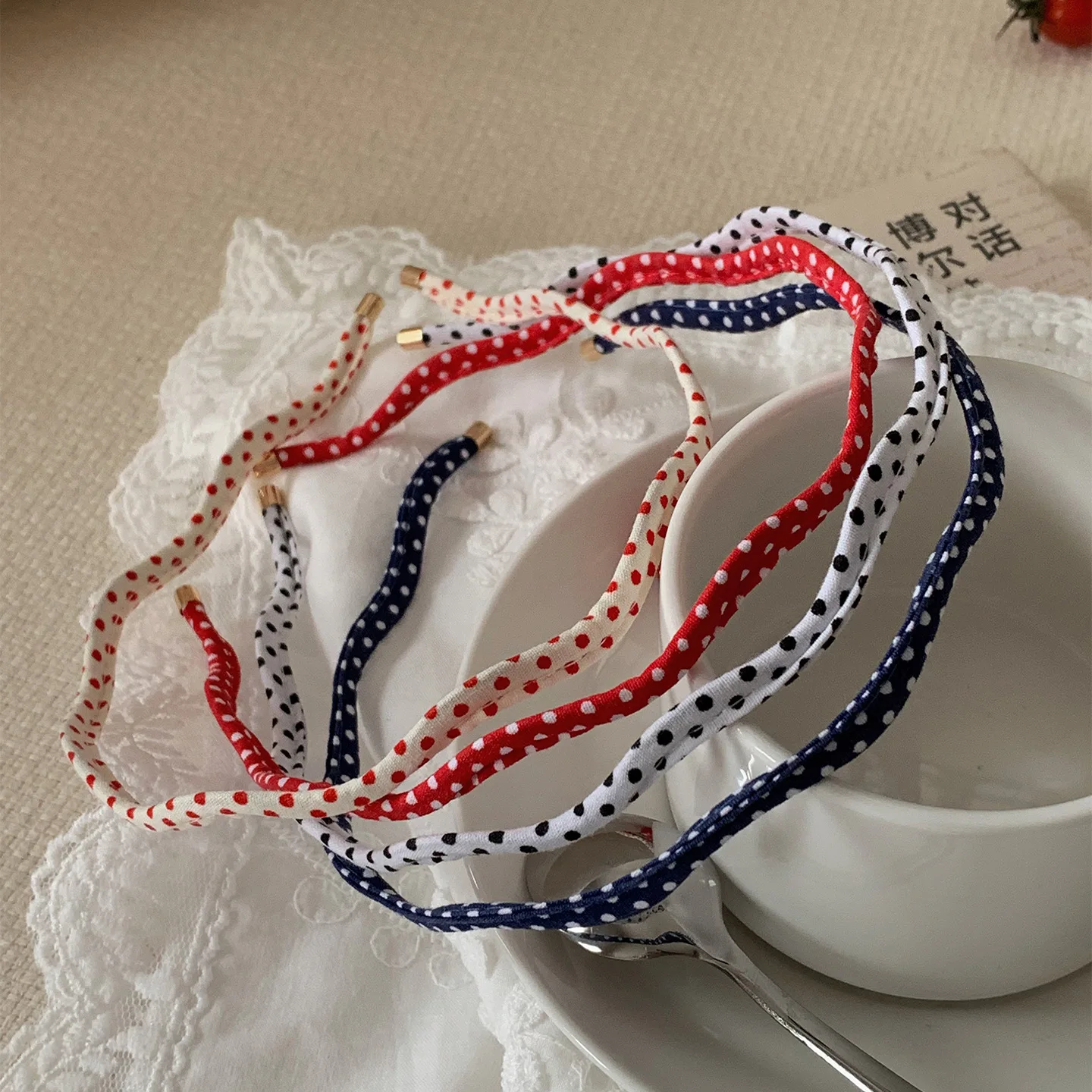 Korean Slim Wave Polka Dot Headband for Women Daily Face Washing Pressure Hair Hoop Fashion Versatile Hair Styling Accessories