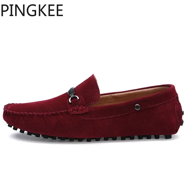 Pingkee รองเท้าโลฟเฟอร์แบบหัวมนน้ำหนักเบา, รองเท้าโลฟเฟอร์สำหรับผู้ชายรองเท้าส้นเตี้ยเย็บติดทำจากโลหะซับในสังเคราะห์