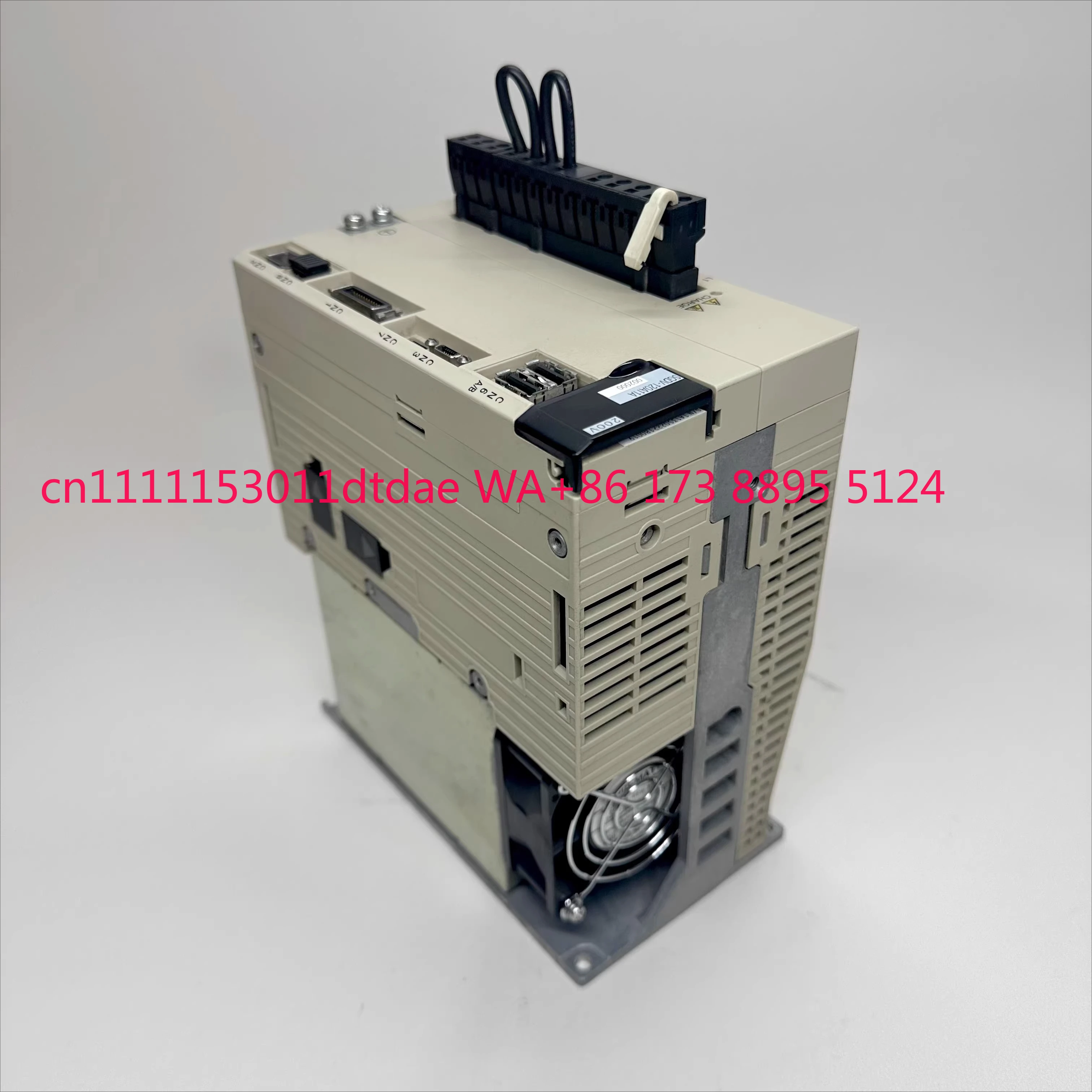 SGDV-120A01A/11A002000 1.5KW Brand New Driver Warranty One Year (Negotiation)