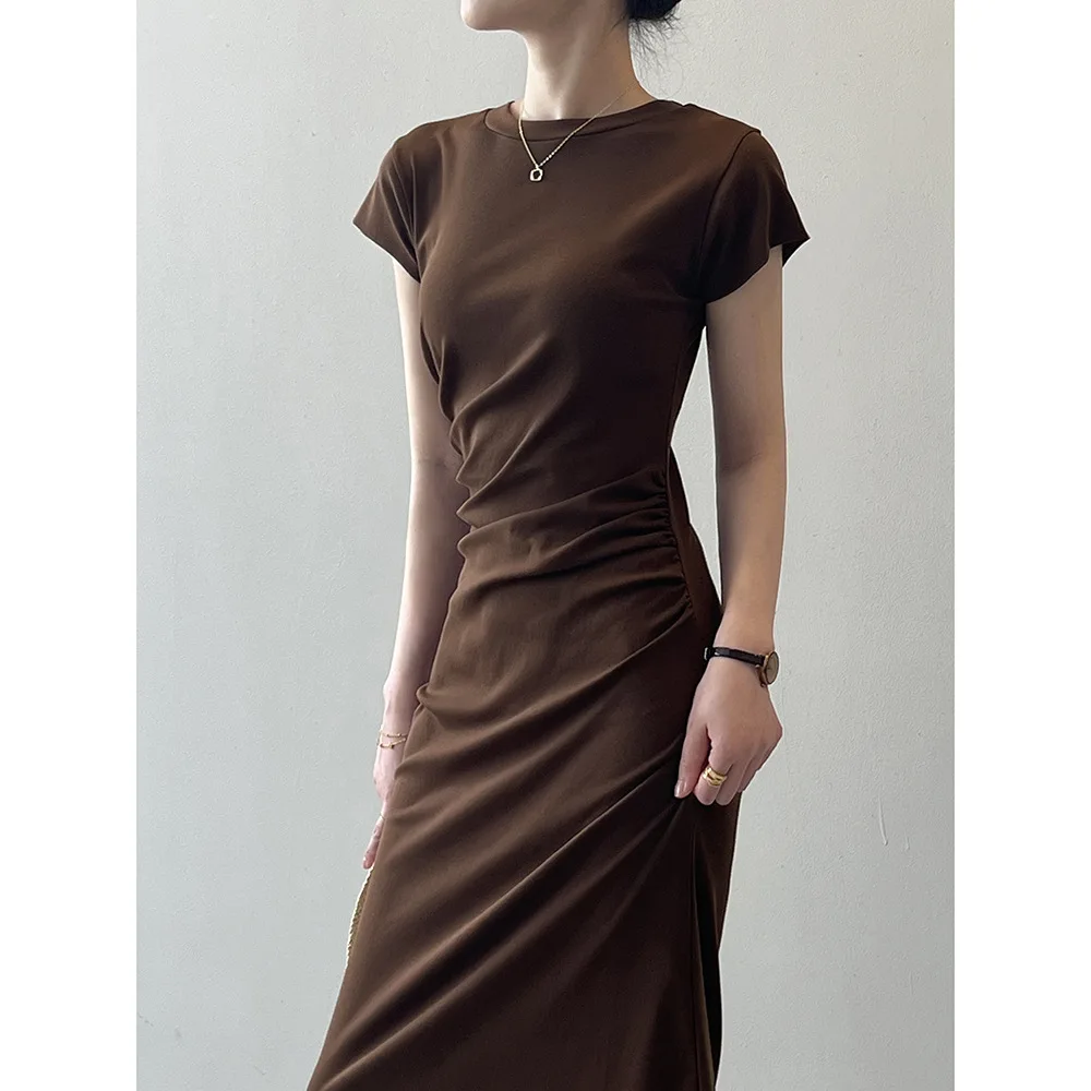 

Round neck short sleeved dress for women's summer design fashionable temperament pleated waist and knee high long skirt