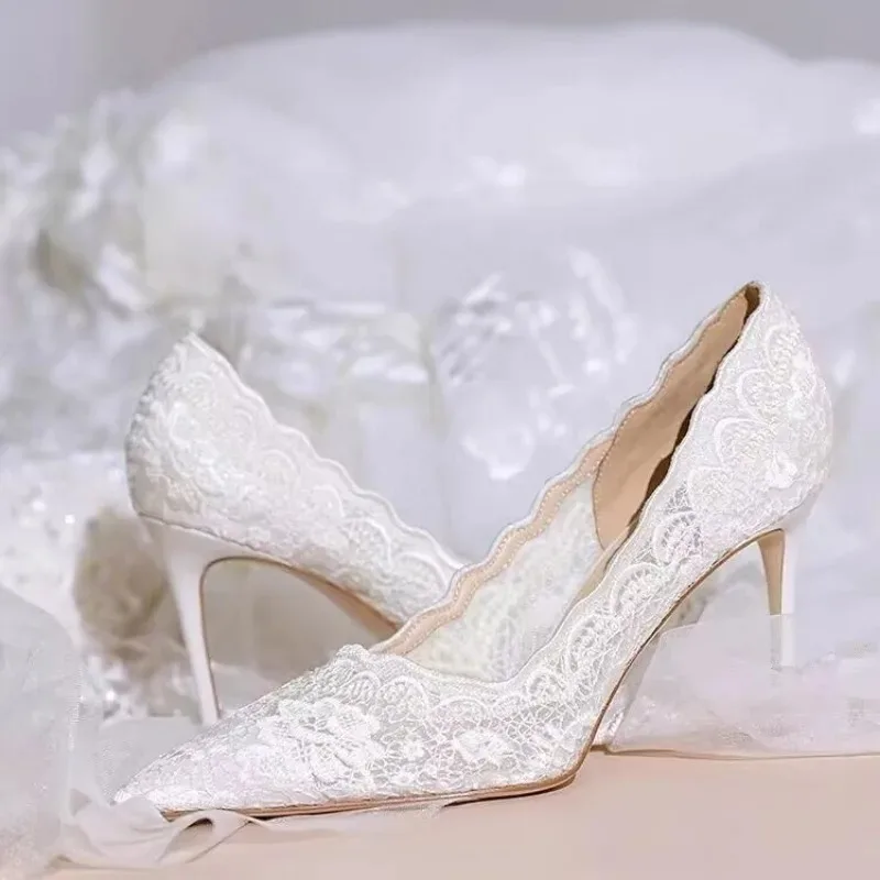 

Women's Shoes White Bridal Wedding Shoes Women Designer Sense Lace Pointed Stiletto Heel Shallow French High Heels Female Shoes