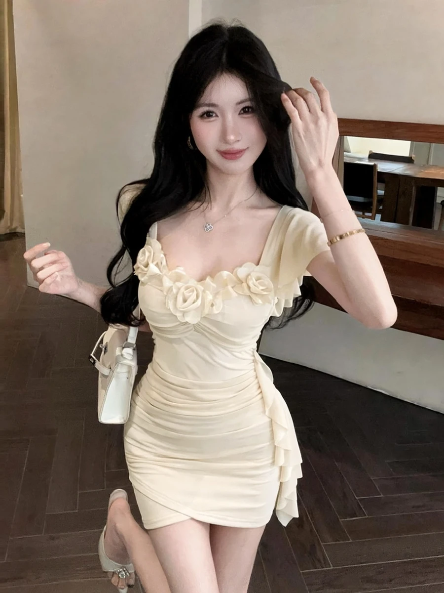 Sexy Floral Low Cut Shoulder Dress with Lace Sleeves Slim Fit Skirt for Young Girls Pure Desire Style Spring Season Ladies Dress