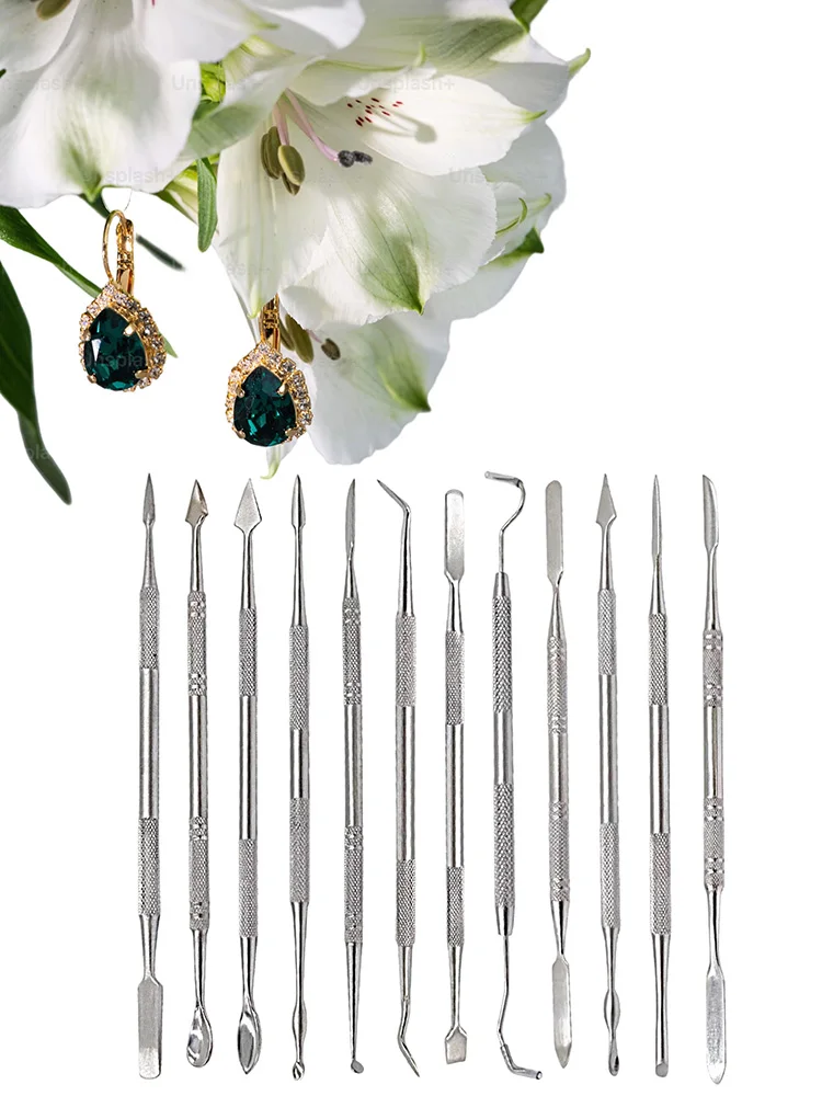 

Professional 12-piece wax knife set, assisting in pottery / clay / metal sculpture creation and modeling.