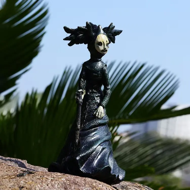 Resin Witch Figurine– Handmade Garden Ornament, Unique Bonsai Decor for Outdoor & Indoor