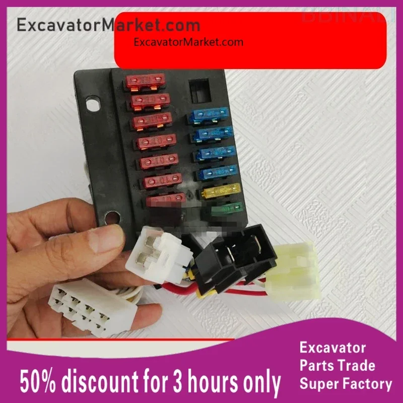 

Плавкий предохранитель для экскаватора Daewoo Doosan DH150 220 225 300 370-7, квадратный плавкий предохранитель, водонепроницаемая коробка для экскаватора