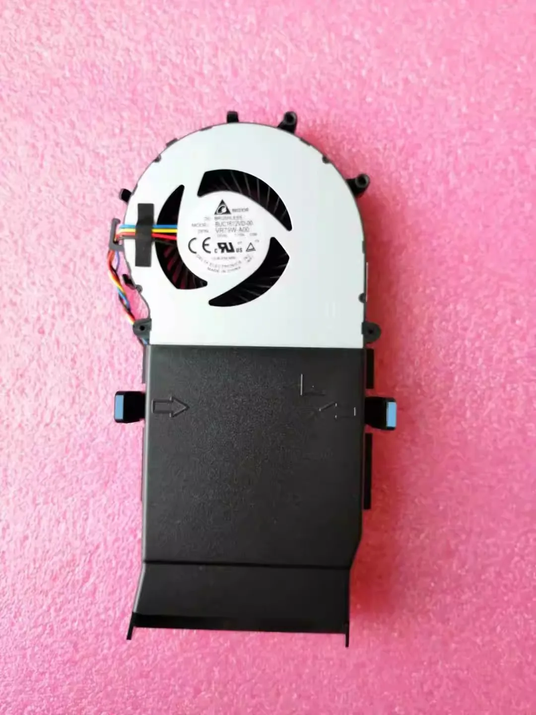 

Free shipping, brand new and original, suitable for DELL OPTIPLEX 3040 7040 cooling fan BUC1612VD-00 0VR79W laptop fan