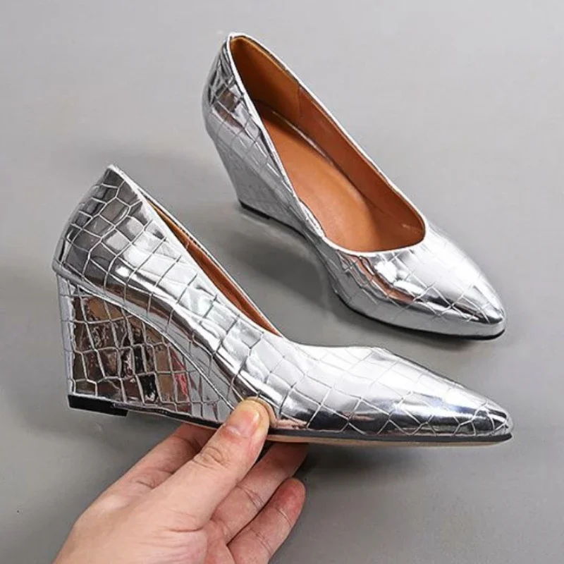 Gold Wedge Casual Shoes Women Pointed Comforts High Heels Office Women\'s Shoes Crocodile Pumps Silver Patent Leather Loafers