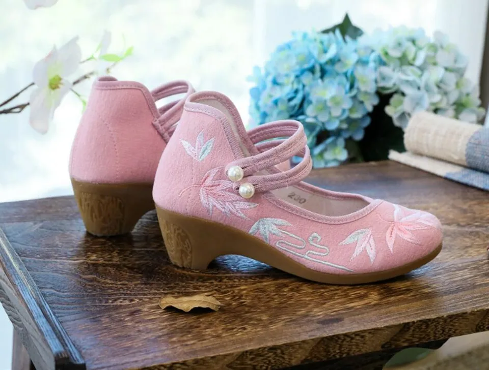 Women Ankle Button Strap Pumps Ethnic Embroidery Mary Jane Dress Shoes Mid Heel Cotton Fabric Espadrilles Vintage Sandals