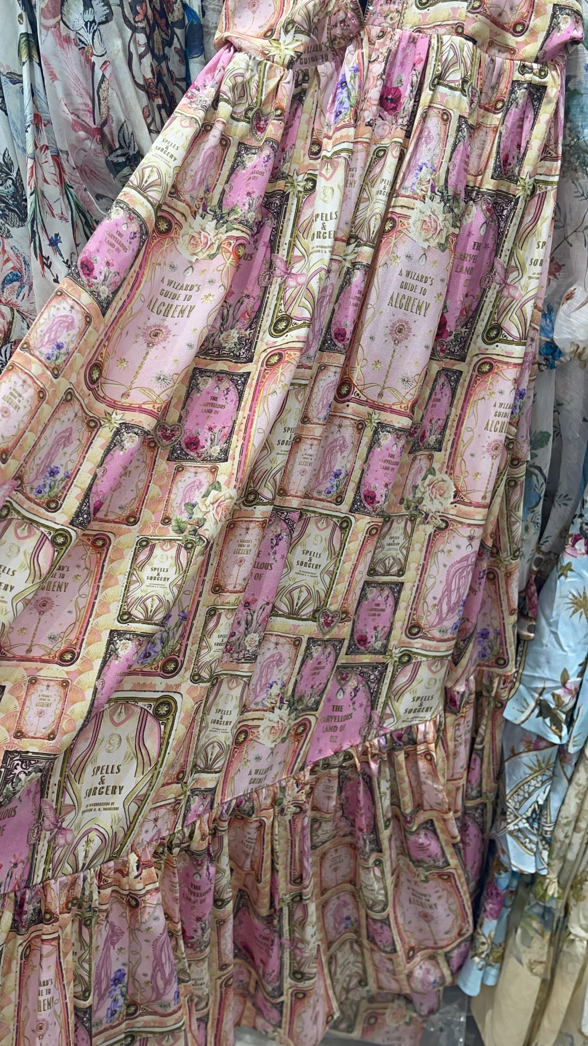 Primavera Verano 2025 vestido largo de seda para mujer decoración de lazo sin espalda estampado de flores con cuentas de cristal cuello en V sin mangas bata elegante