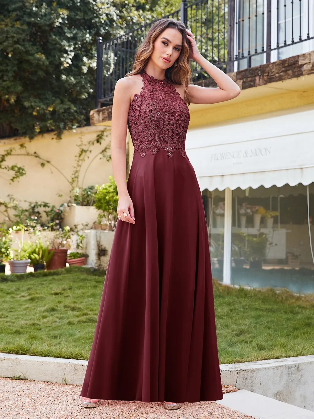 Hot Sale New Elegant Bridesmaid Dress Halter Neck Fishtail with Beaded Motif Layers Over the Bodice Chiffon A Line Women Gown