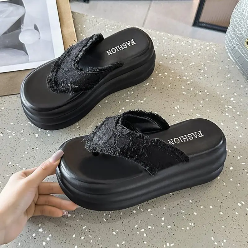 

2024 NEW High Quality Casual Chic Platform Women's Flip Flops Slippers Summer Shoe Shiny Fabric Comfort Thick Bottom Sandal