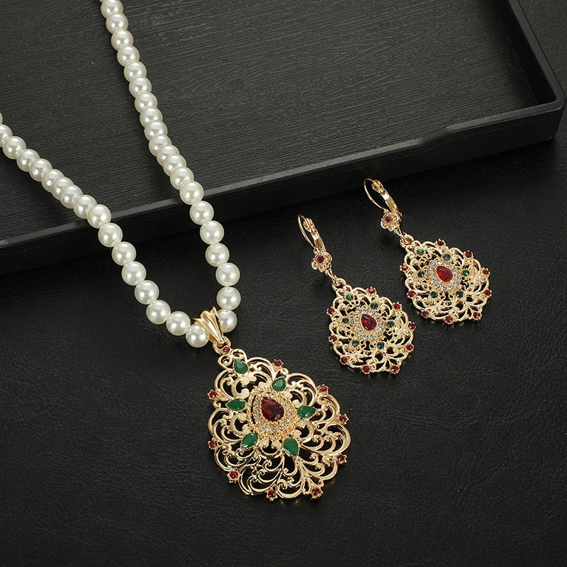 Ensemble de bijoux de luxe en cristal de fleur pour femmes, boucles d'oreilles pendantes de mariage, collier de perles blanches, style marocain classique