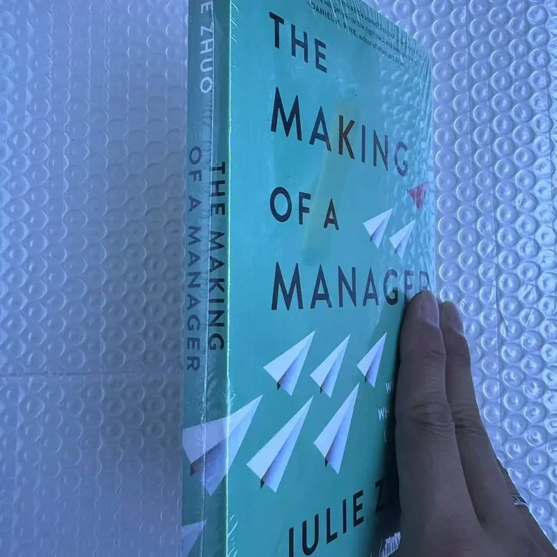 Imagem -03 - The Making of a Manager-byjulie Zhuo Gestão Econômica Estratégia em Inglês Livros