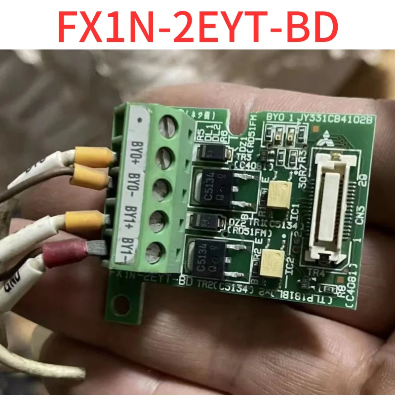 Second-hand The communication module FX1N-2EYT-BD functions well