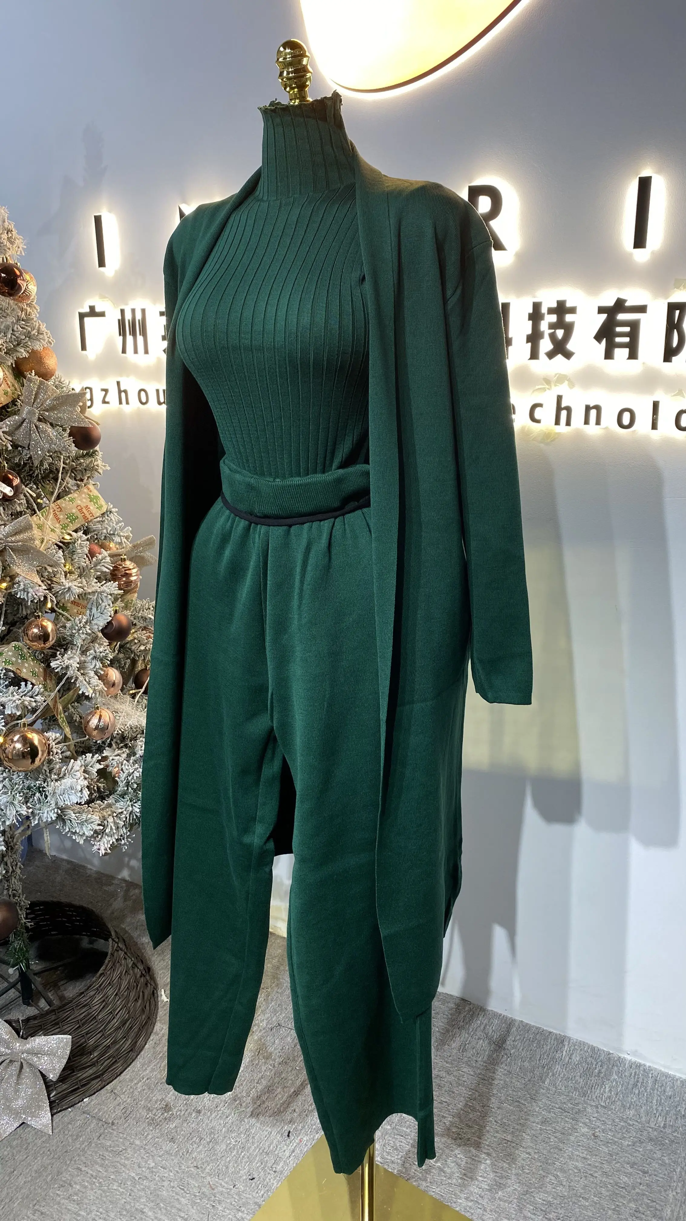 Long, loose-fitting, casual style for autumn and winter, solid color, collarless, elegant and simple design for women.-GZXX299