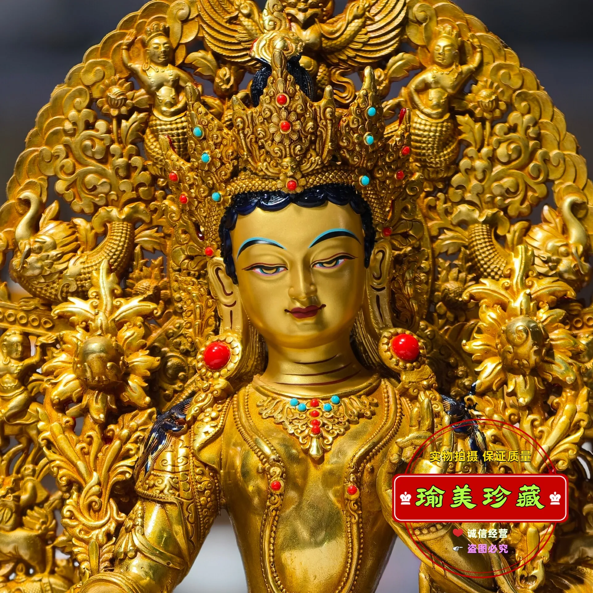 The Green Tara Bodhisattva, traditionally traditional, 10-inch, 33cm tall family Buddha hall, houses a large bronze statue of Zh