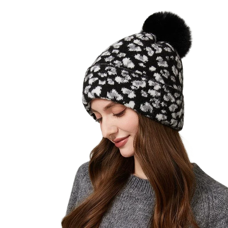 قبعة Pompom محبوكة دافئة جديدة بطبعة الفهد للنساء في الهواء الطلق بدون إطار قبعة بيني #2