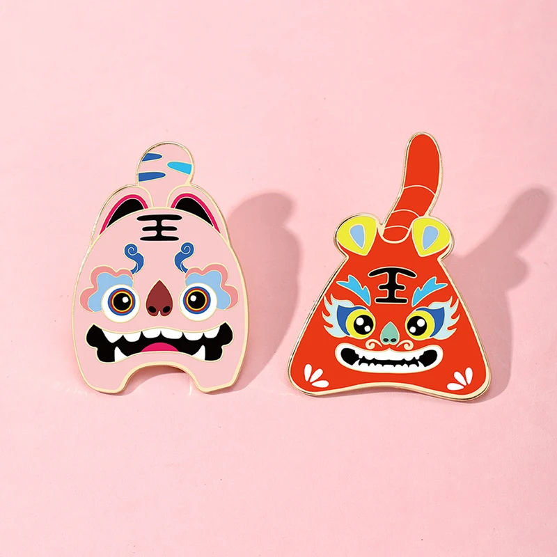 Chinese Style Auspicious Beast Tiger Brooch Cute Cartoon Nian Beast Animal Metal Badge Clothing Decorative Pins For Women Men