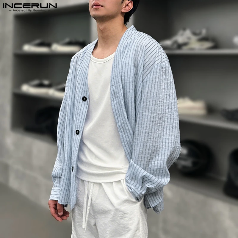 

INCERUN Мужская рубашка в полоску с v-образным вырезом и длинным рукавом на пуговицах Повседневная мужская одежда Уличная одежда Свободные топы в корейском стиле Модные мужские рубашки