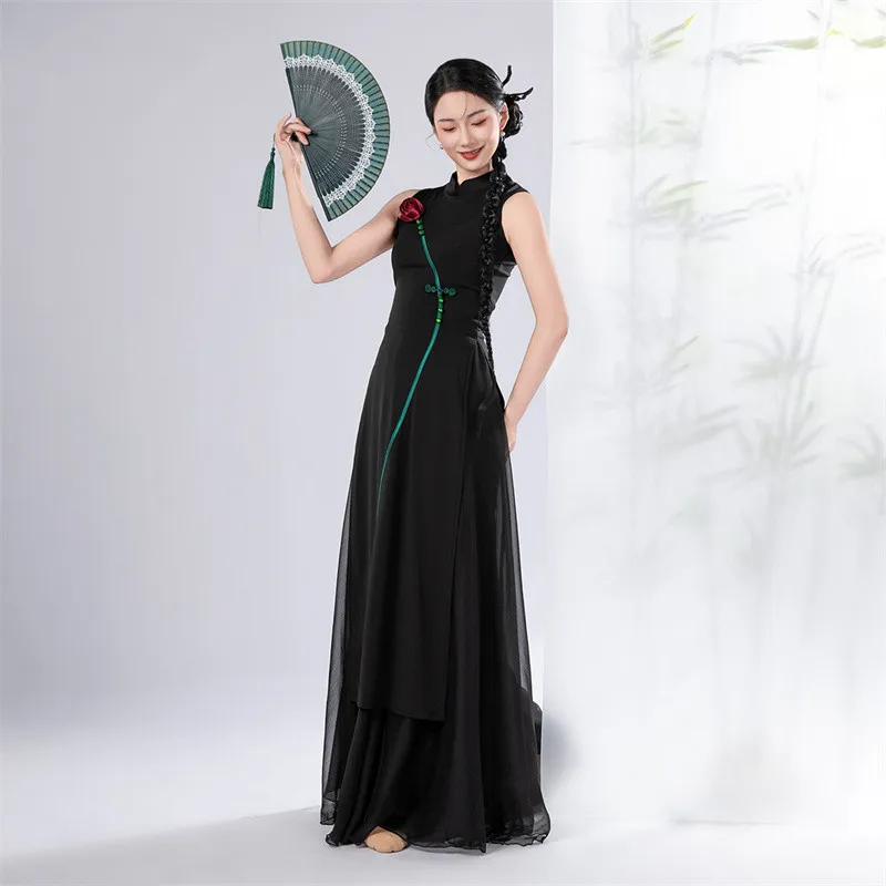 Kostium do tańca Cheongsam Chiński Tradycyjny Ludowy Strój Występowy dla Tancerki Narodowej Długa Sukienka Guziki Różane Szerokie Spodnie Culottes