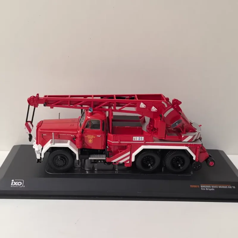 

IXO масштаб 1/43 URANUS KW 16, модель пожарной машины из сплава, статическая коллекция, украшенные праздничные подарки, игрушки, сувенирный подарок