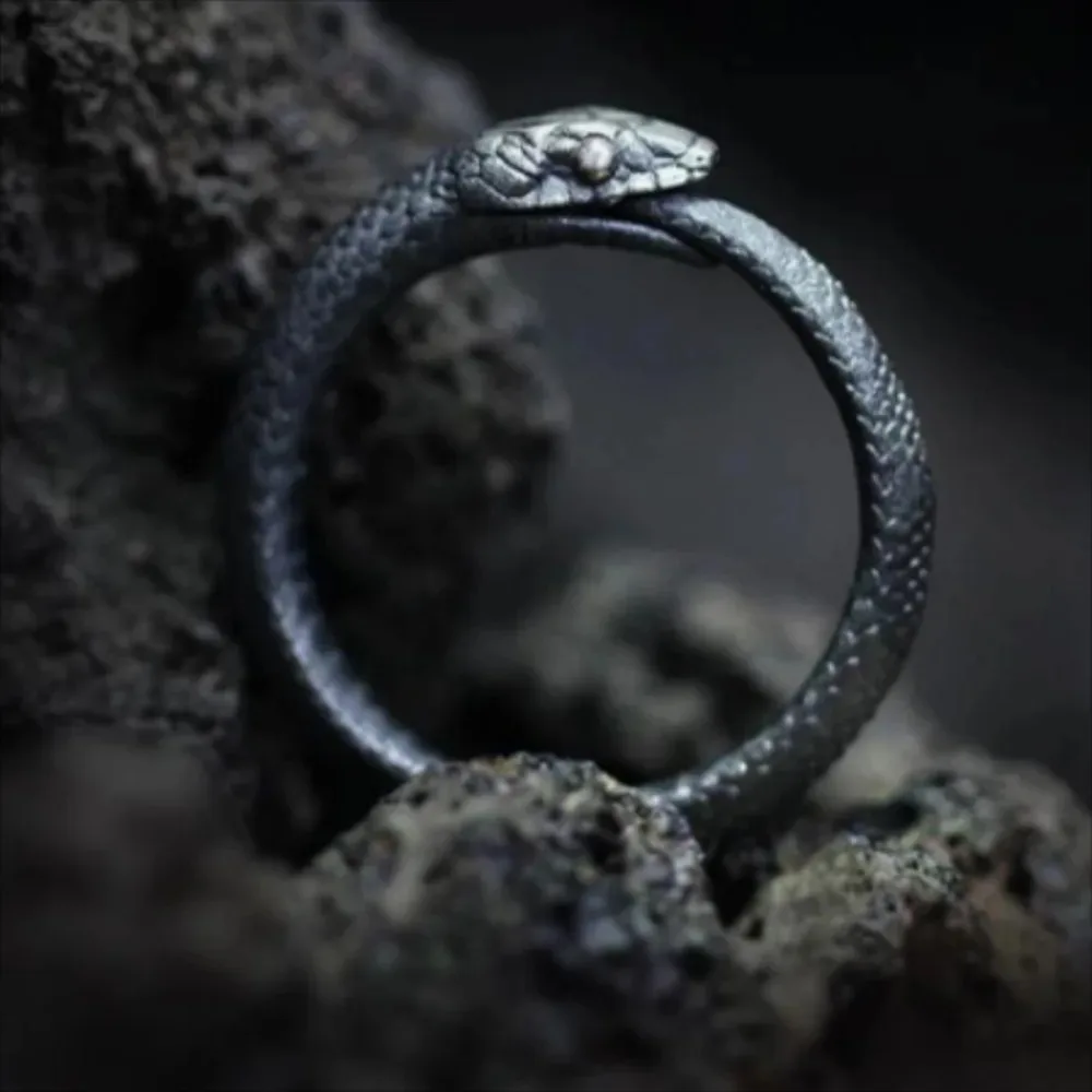 Simple Snake Hot Sale Trend Punk Black Live Mouth Articulated Ring Dark Vanguard Party Gift Gothic Vintage Ring Women's Jewelry
