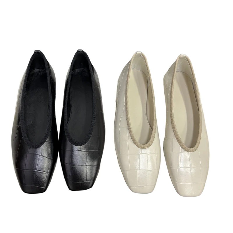 

Women's Flat Shoes Simple Style Lightweight and Comfortable Footwear Loafers Soft Sole Slip-On Flats for Long Walks AK0224