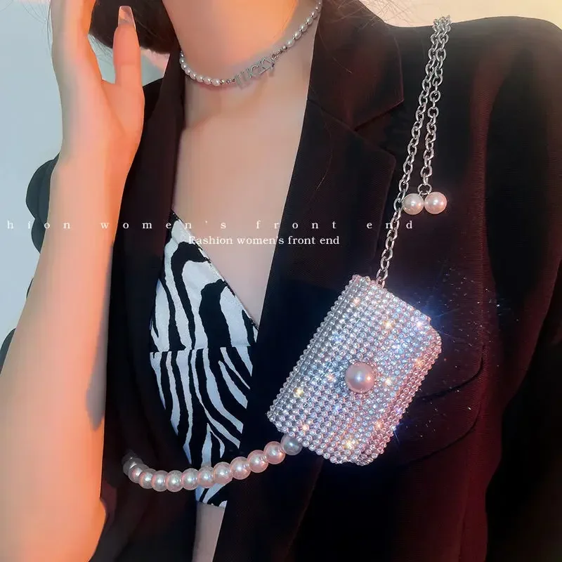 Bolso de mensajero de moda para mujer, cadena de cintura de perlas, diamantes de imitación brillantes, bolsa de decoración Diagonal versátil, paquete de pecho, accesorios