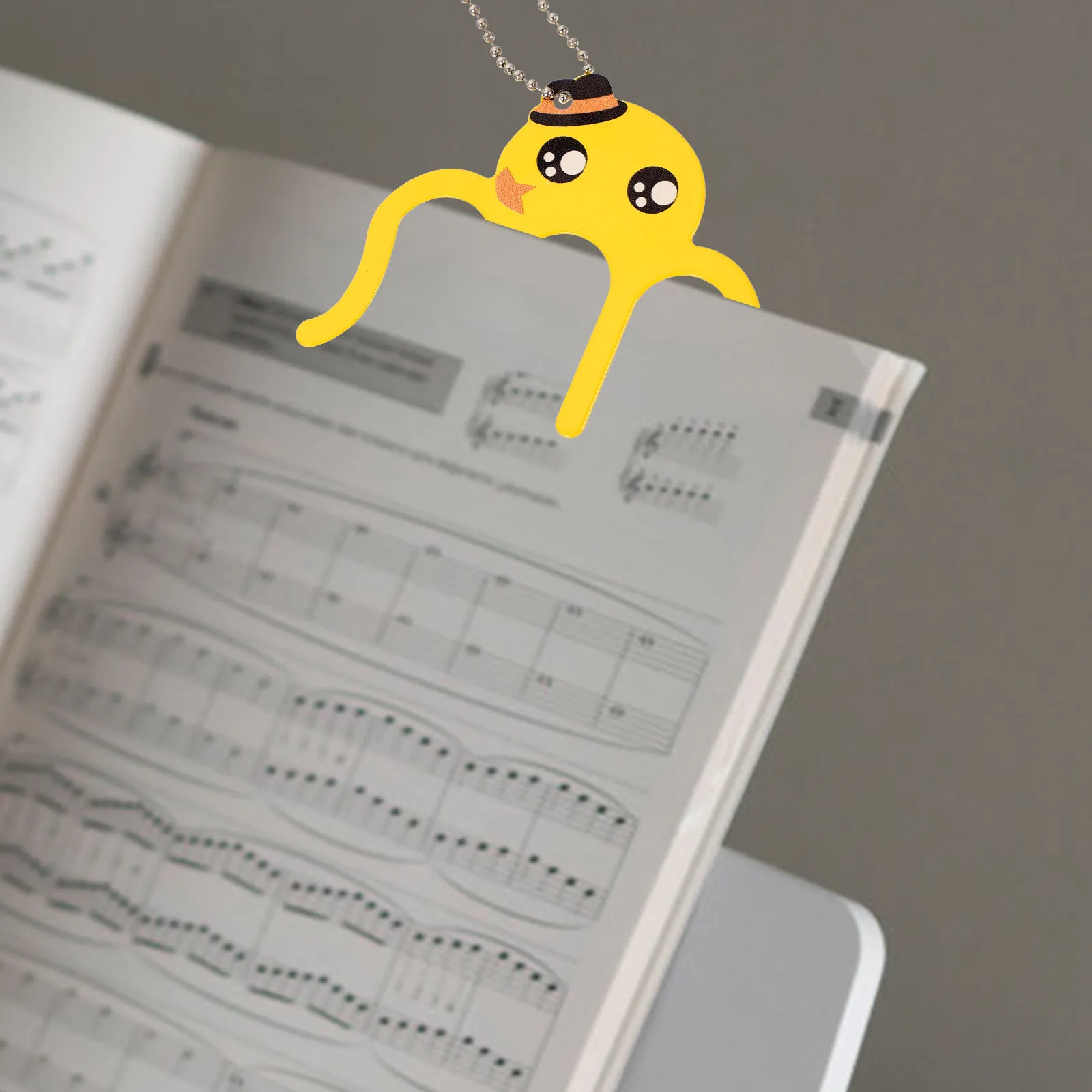 Premium Sturdy Metal Music Sheet Clip with Smooth Finish Sheet Music Holder for Piano Books Magazines Page Holding Tool