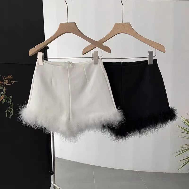 Vintage Fur Shorts Skirts Women 2023 Summer Autumn High Waist White Black Shorts Loose Sexy Shorts Femme