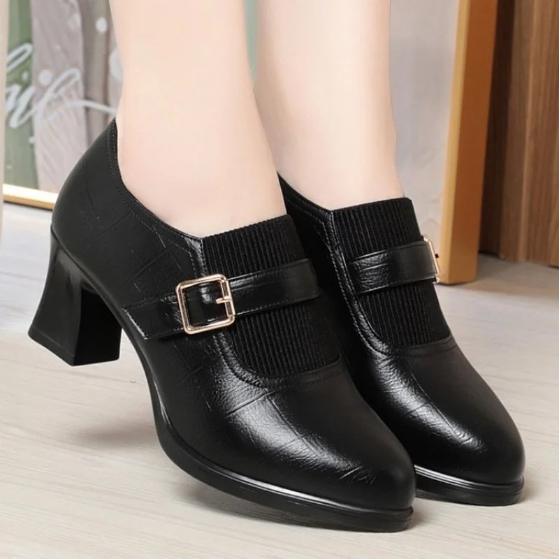 

Women's Soft Leather Mom Shoes for Autumn/Winter - Deep Cut Shoes with Metal Buckle Laces, Chunky Heel Anti-Slip Comfort Shoes