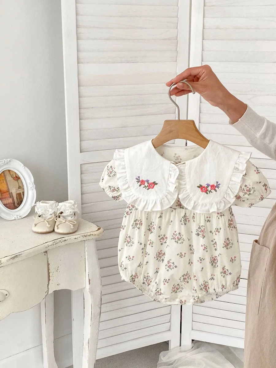 

2024 Summer Baby Girl Romper 0-2Years Newborn Princess Short Sleeve Embroidered Collar Flower Bodysuit Cotton One-Pieces Clothes