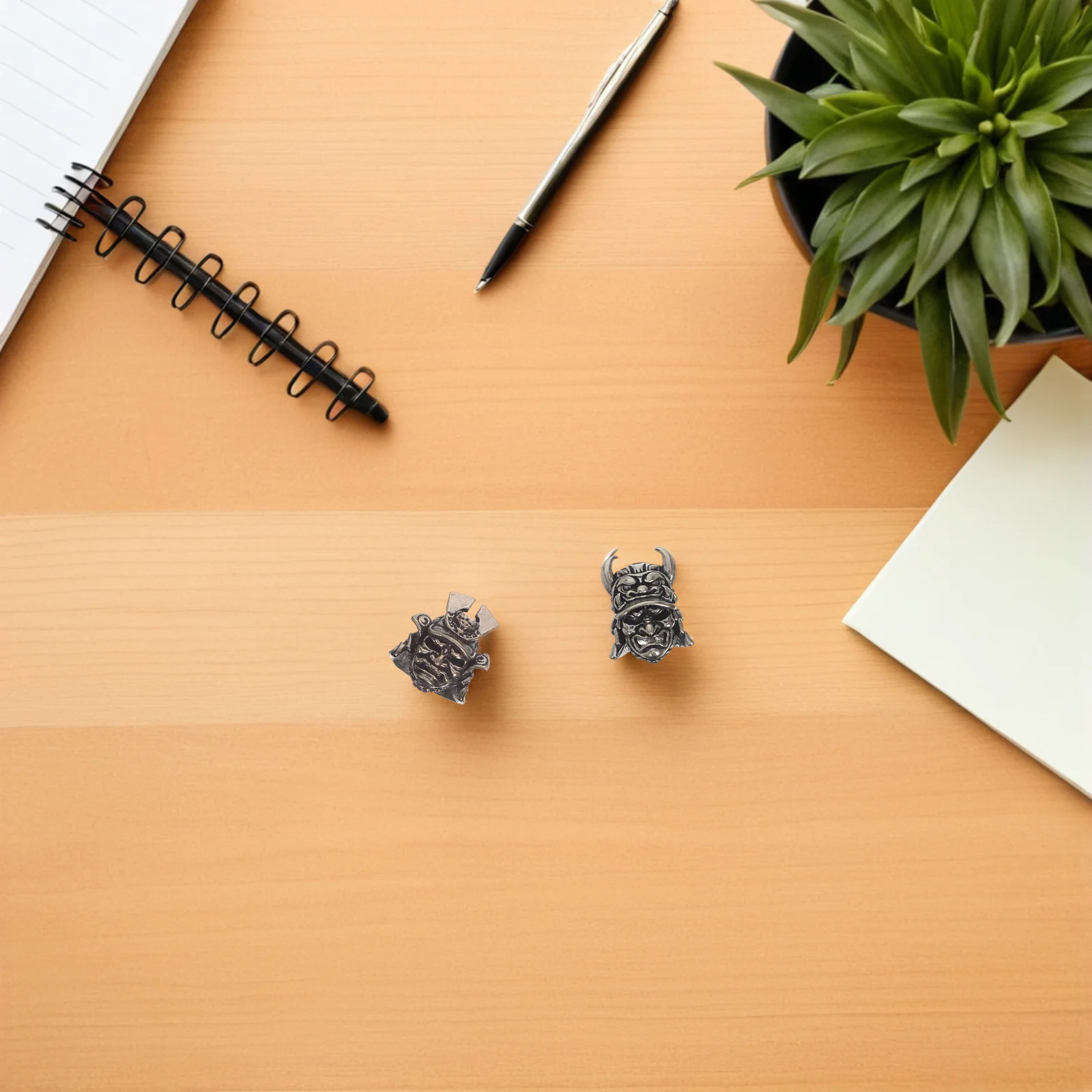 

3Pcs Retro Copper Samurai Skull Pendant Charms for DIY Jewelry Making Necklace Keychain Craft Samurai Pendant Charms