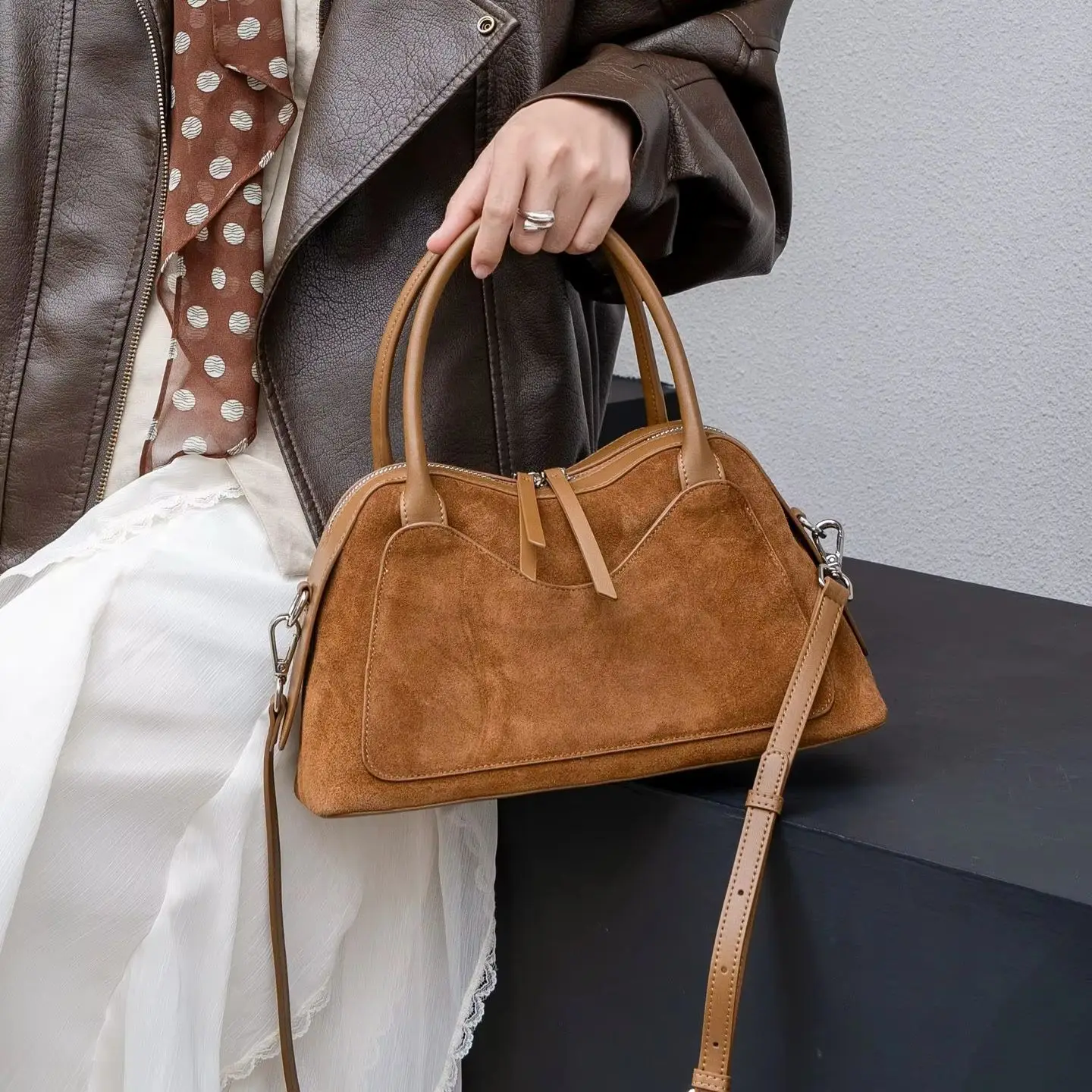 Women Suede LeatherTote Bag Soft Matte Cowhide Handbag Casual Top Handle Shoulder Crossbody Bag Large Capacity Commuter Bag New