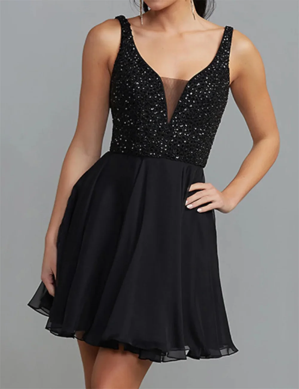 

Classic Black Mini Homecoming Dresses Formal Occasion Cocktail Dresses for Women Slim Pure Color V-Neck Sleeveless Sequined 2023