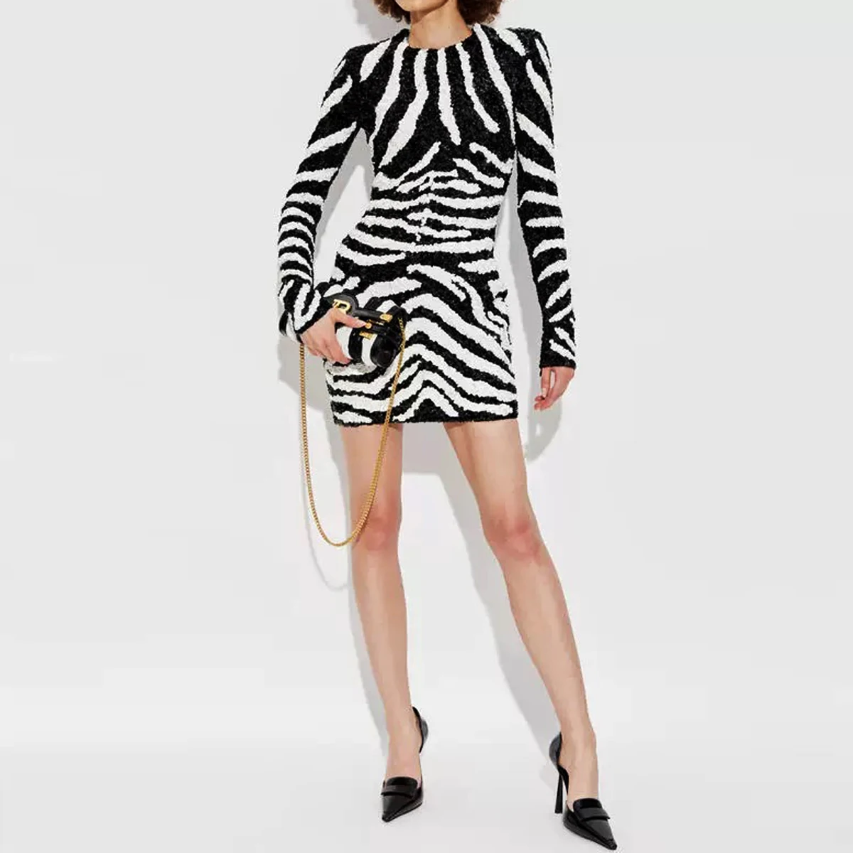 

Spring New Fashionable Temperament Commuting High-Quality Knitted Round Neck Long Sleeved Slim Fit Rhinestone Zebra Dress
