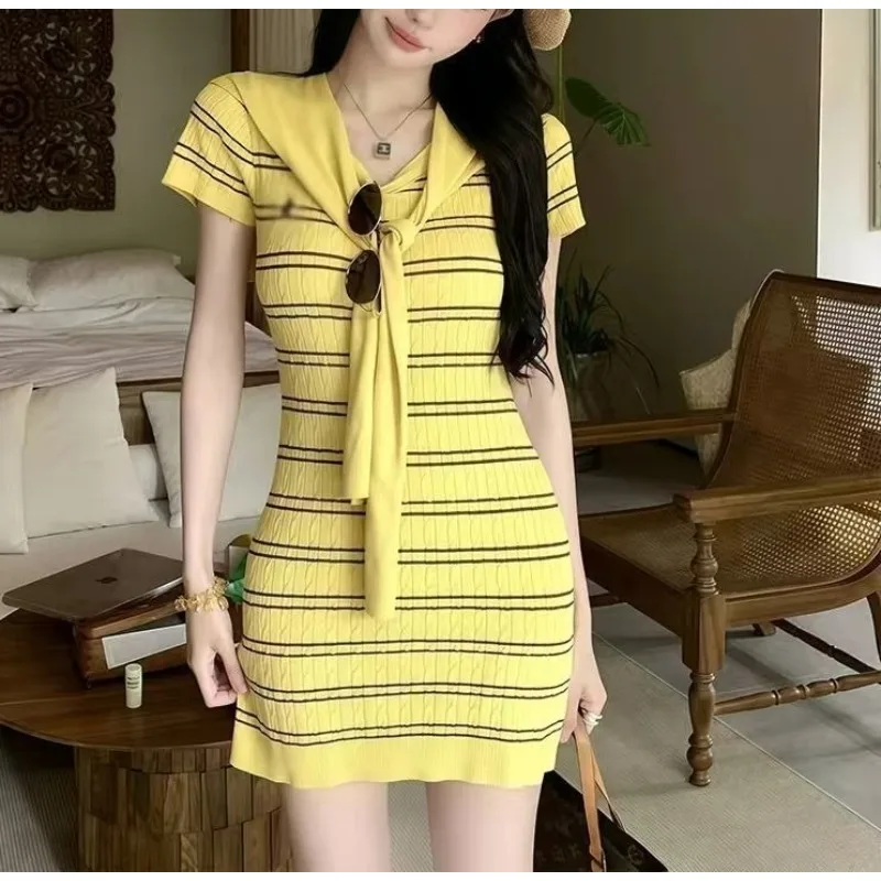 

Striped Temperament Shawl French Knitted Dress Short-sleeved Women's Clothing New Slim-fitting Summer Thin Two-piece Skirt