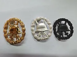 EMD WW1 Wound Badge in gold and silver Black
