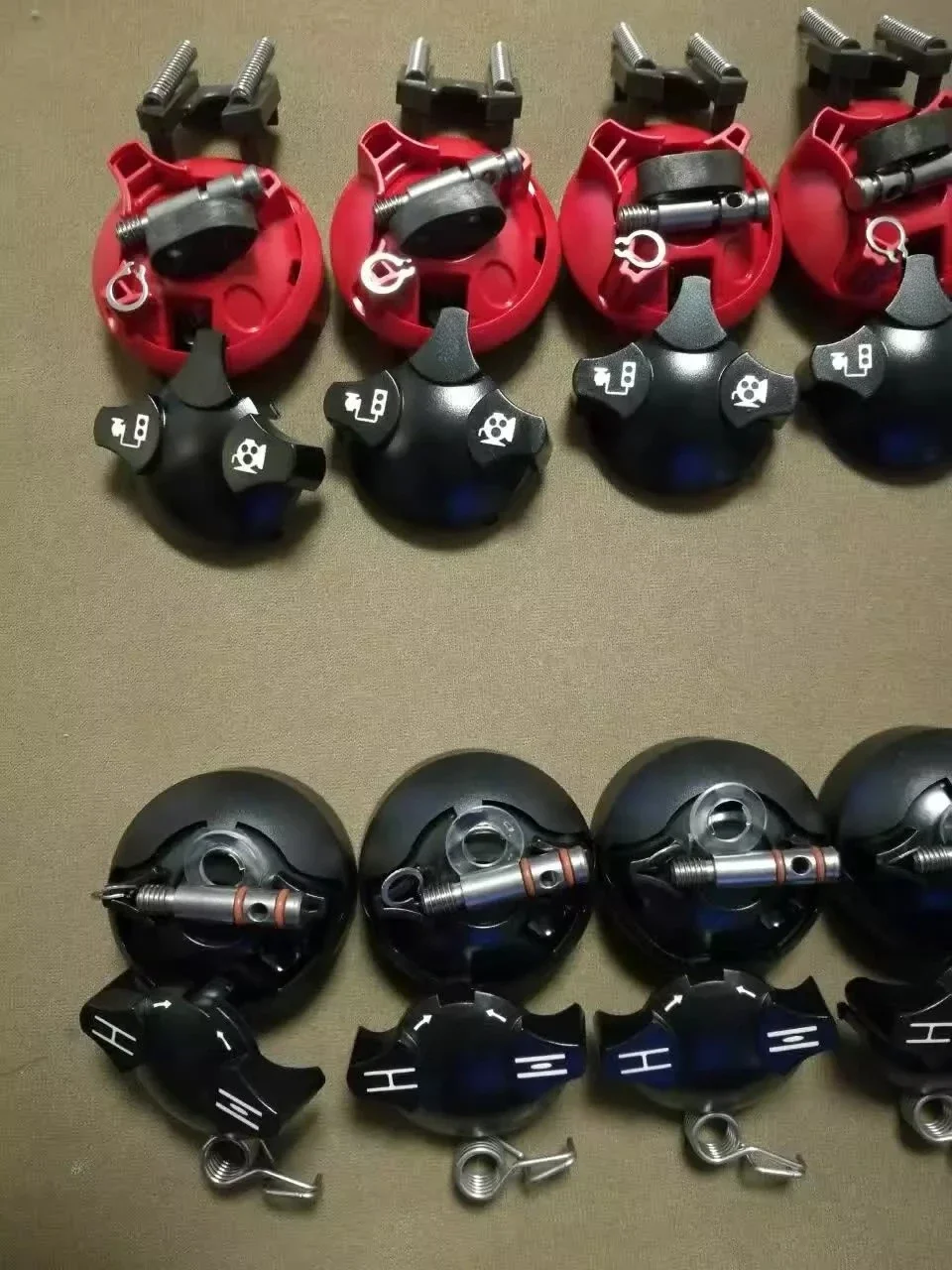 

Actuator IQ local operation red and black knob