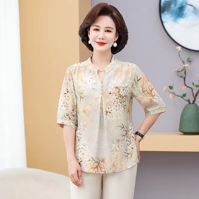 New Female Clothing Summer Half sleeve Loose Turn-down Collar Tee Shirt Casual Blouse Button Floral Fashion Women Crop Tops