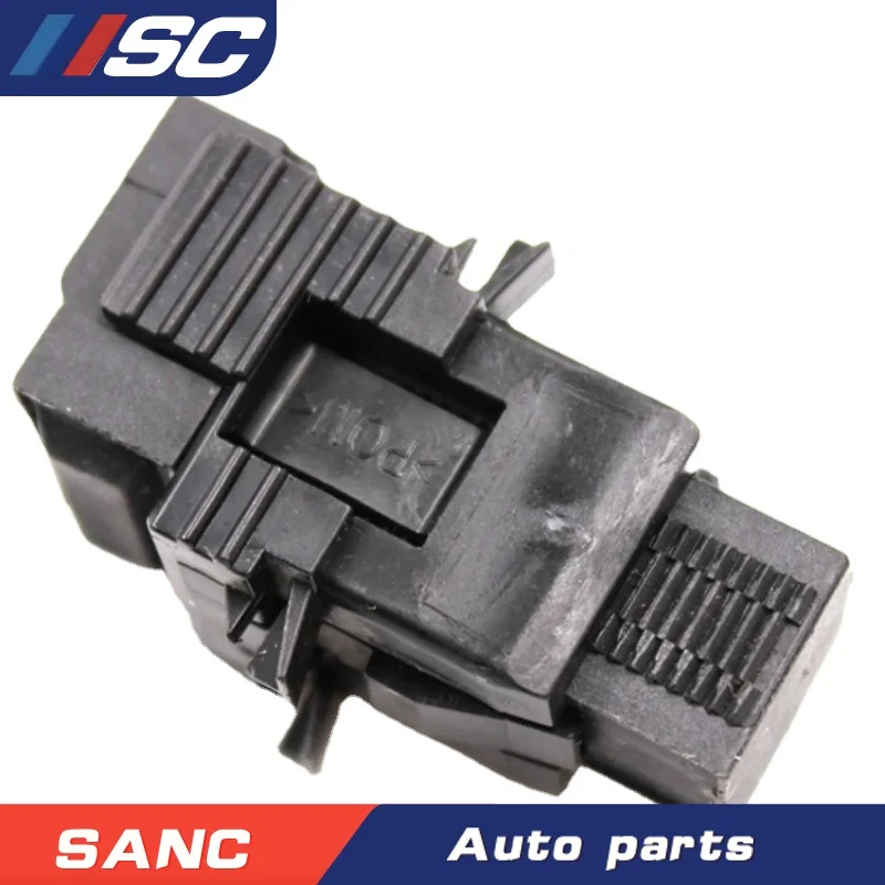 61316967601 BLACK Brake Light Switch For BMW E38 E39 E46 E53 X5 E65 E66 01-06 OE 61310398202 61310300846 61314105242 61314114226