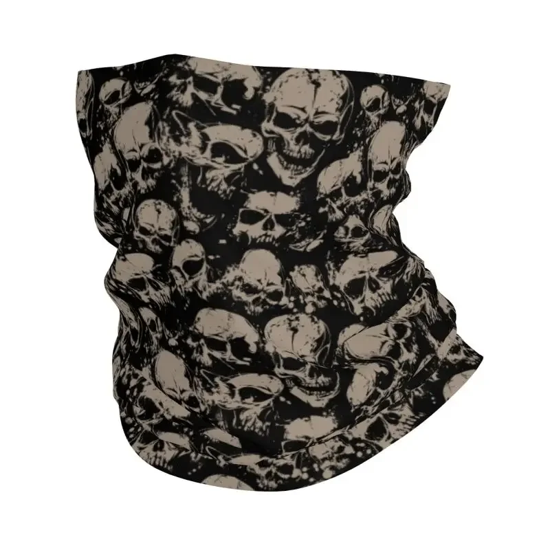 Scary Retro Skull Novelty Bandana Neck Warmer for Women Men Hiking Ski Scarf Gaiter Windproof Dustproof Wrap Face Cover Headband