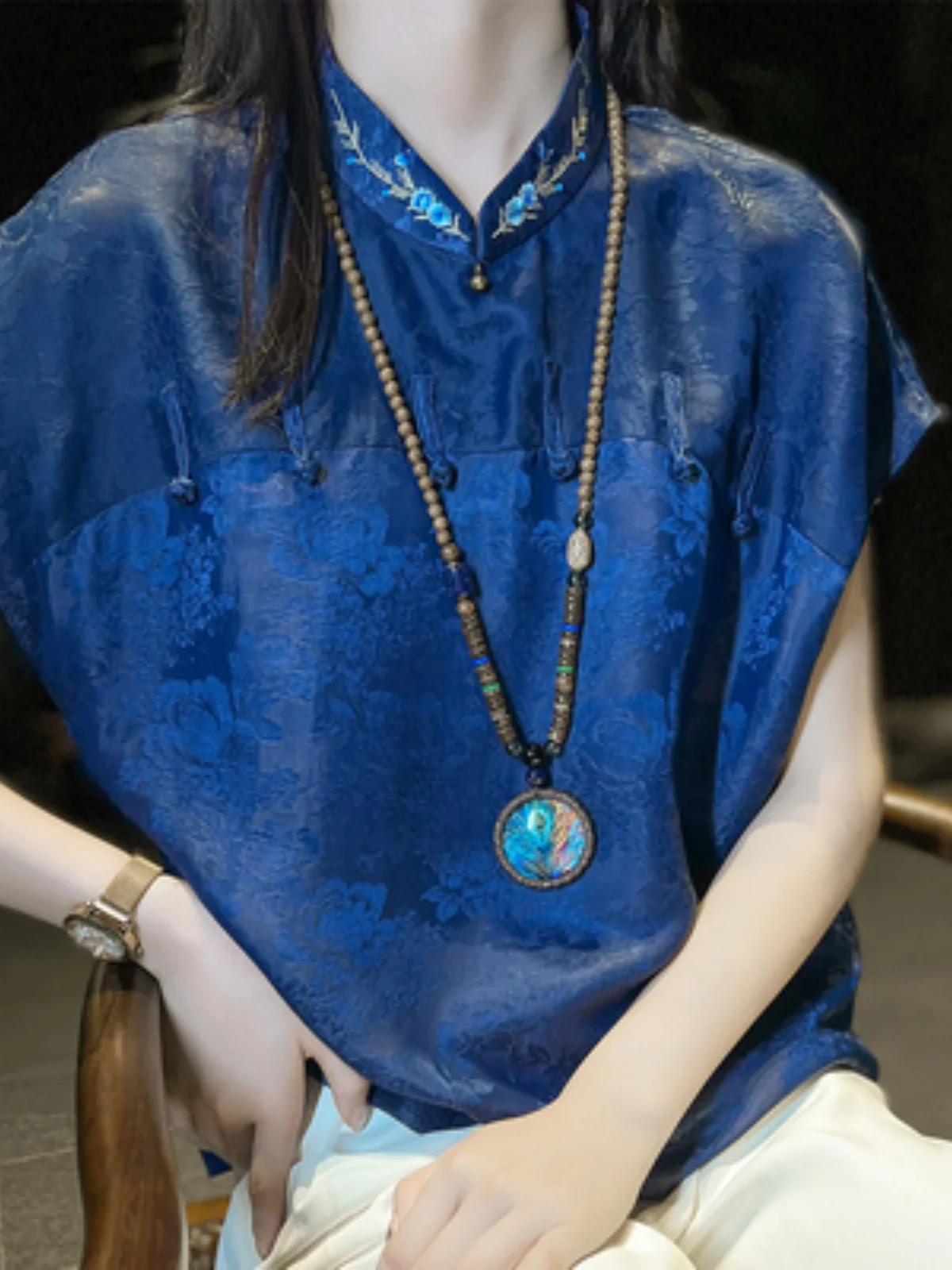 

Ele Silk irt Китайский Sle Свободный крой с принтом на пуговицах Женский топ Роскошная блузка Fraance Cloud Silk ort Sve