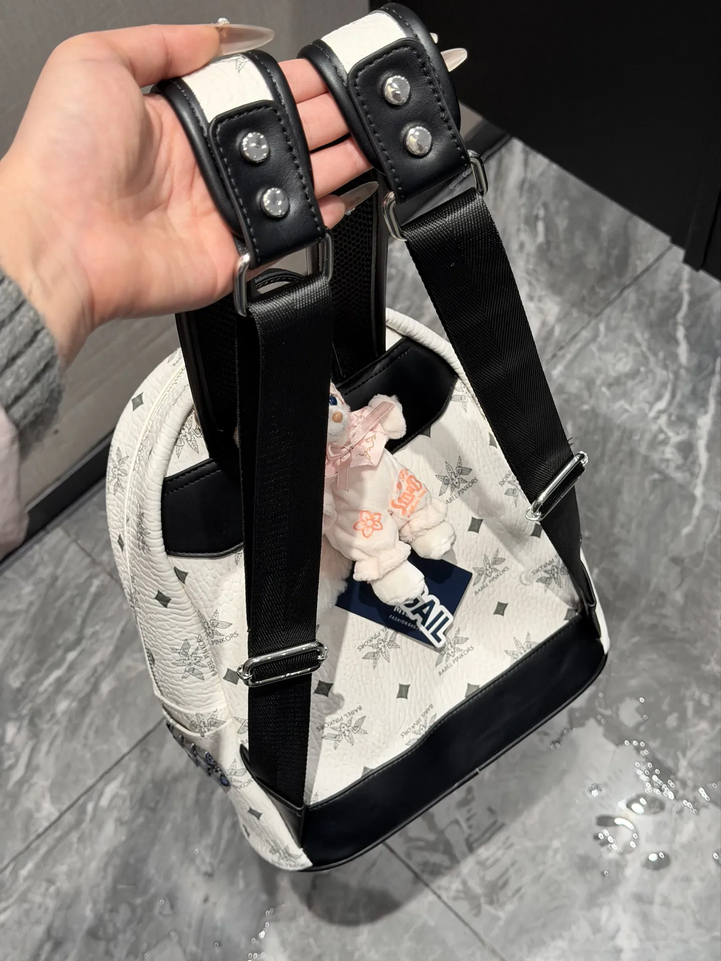 ciyah-fashion-high-end-black-white-print-large-capacity-commuter-backpack-women's-2026-new-style-student-shoulder-bag