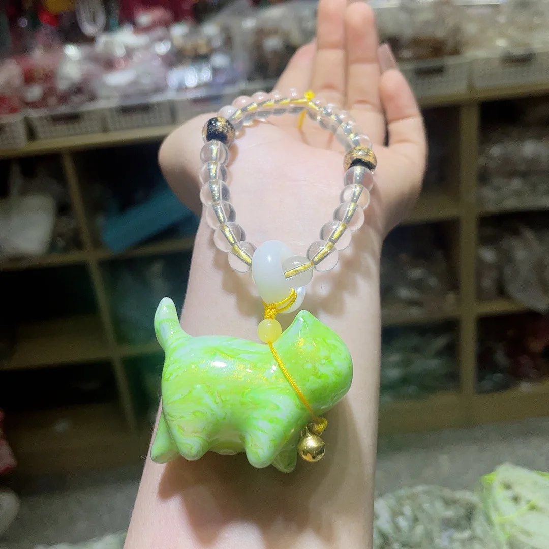 

Handmade Fluid Lacquer Intangible Cultural Heritage Craft Kitten with Glazed Beads, Handheld Men's and Women's Colors Are Random