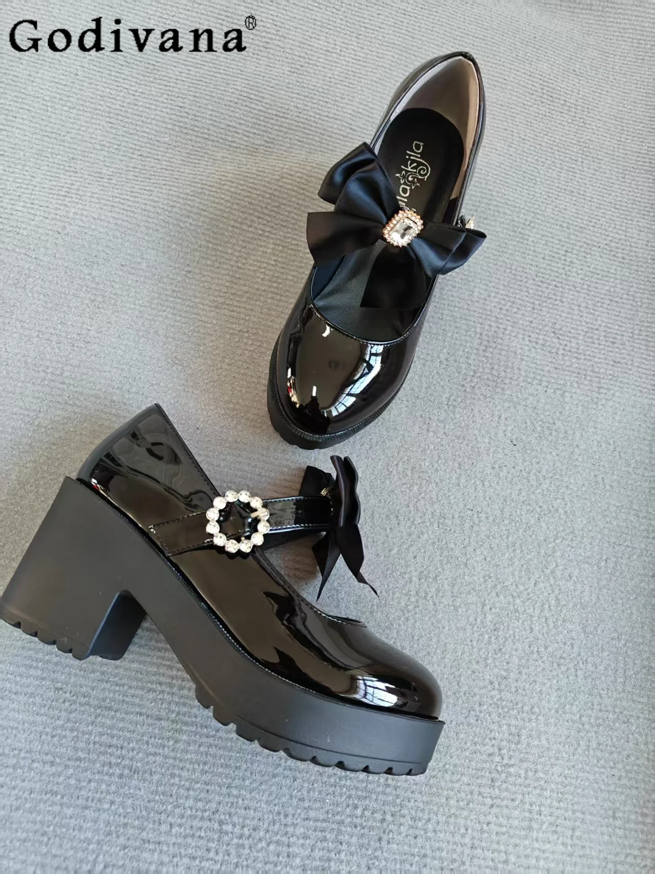 

Japanese Original Sweet Girl Bow Rhinestone College Style High Heels Jk Uniform Mass Production Type Mary Jane Single Shoes