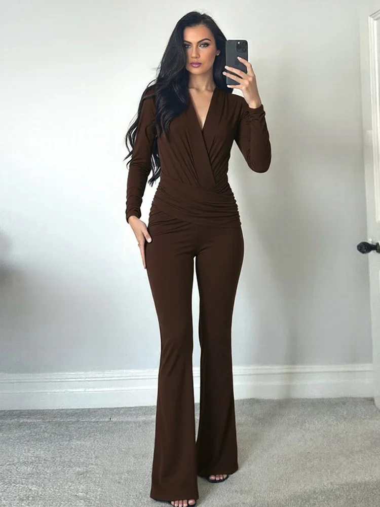 بدلة قفز مكشكشة مرقعة من EOENKKY للسيدات بفتحة رقبة على شكل حرف v عميقة للياقة البدنية في الخريف وسحاب للنشاط ملابس خروج ضيقة للتمرين